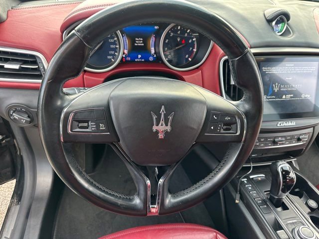 Used 2017 Maserati Ghibli S image 22