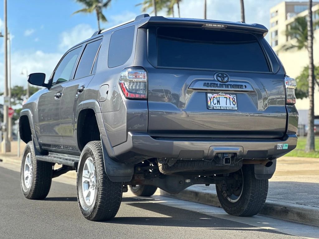 Used 2019 Toyota 4Runner SR5 Premium RWD image 3