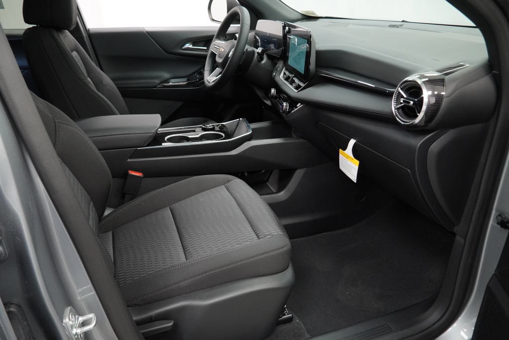 New 2027 Chevrolet Equinox LT FWD image 29