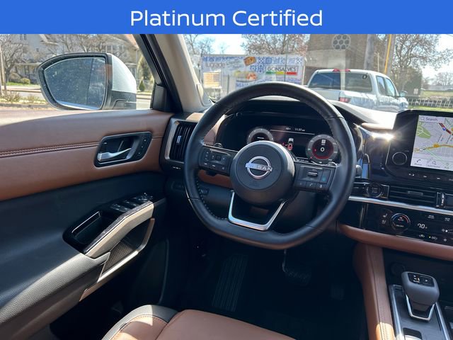 Certified 2025 Nissan Pathfinder Platinum AWD/4WD image 24