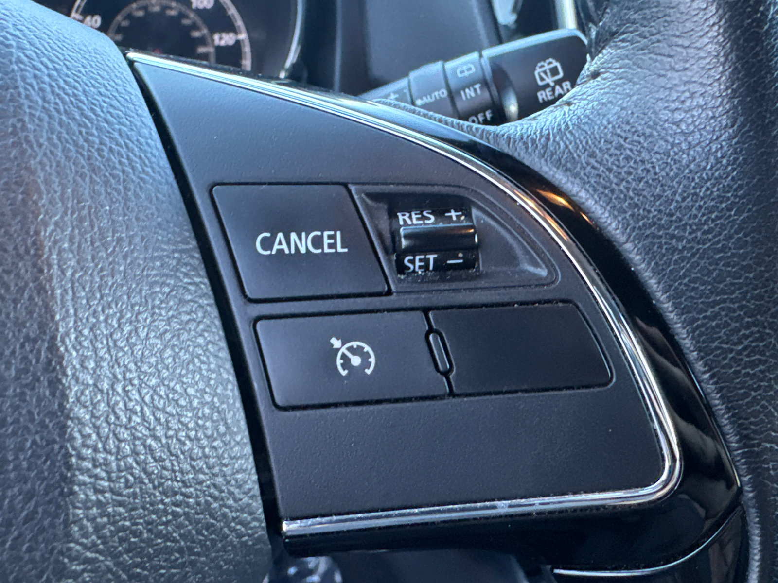 Used 2024 Mitsubishi Outlander Sport SE AWD/4WD image 31