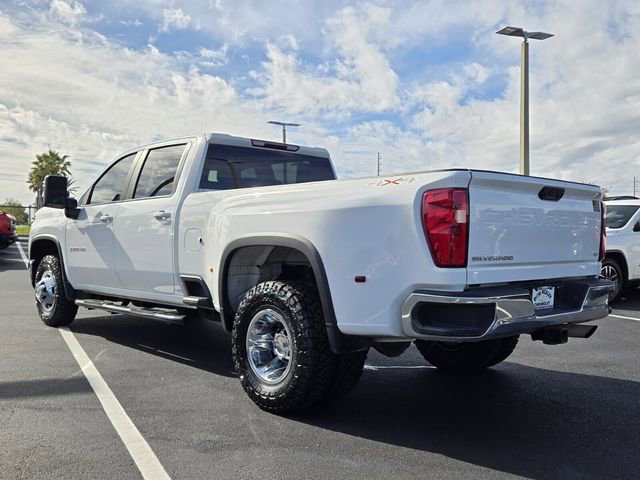 Used 2024 Chevrolet Silverado 3500 LT image 4
