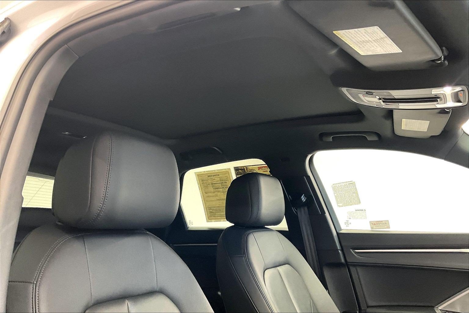 Used 2024 Audi Q3 2.0T Premium AWD/4WD image 24