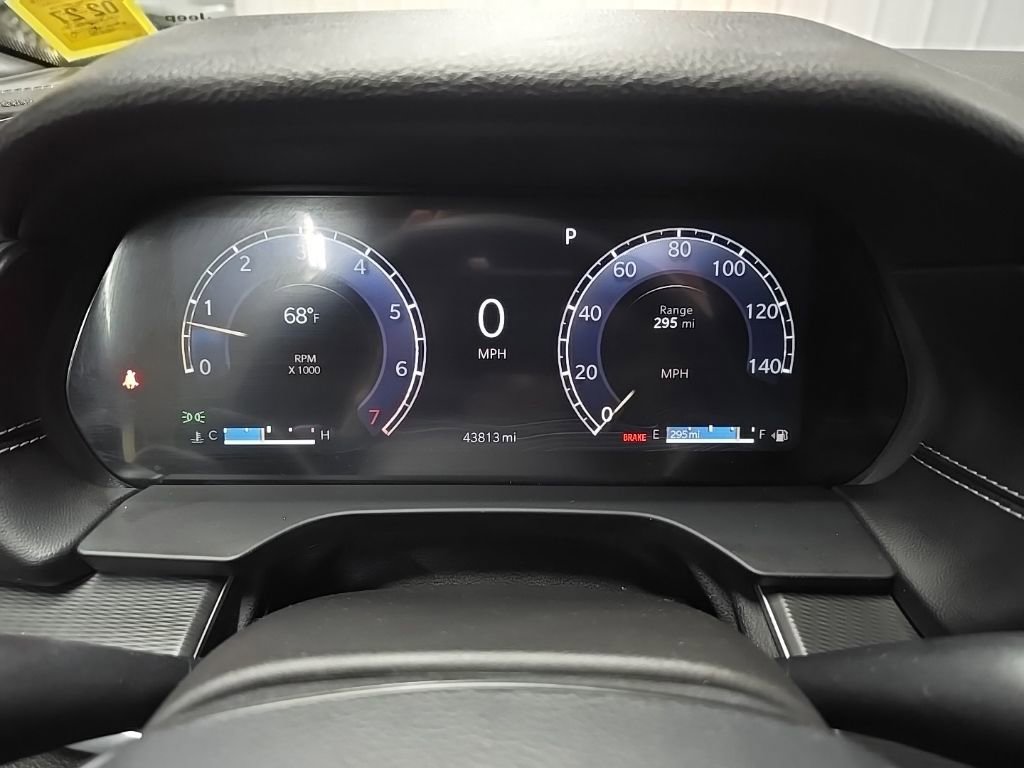 Used 2024 Jeep Grand Cherokee L Laredo image 21