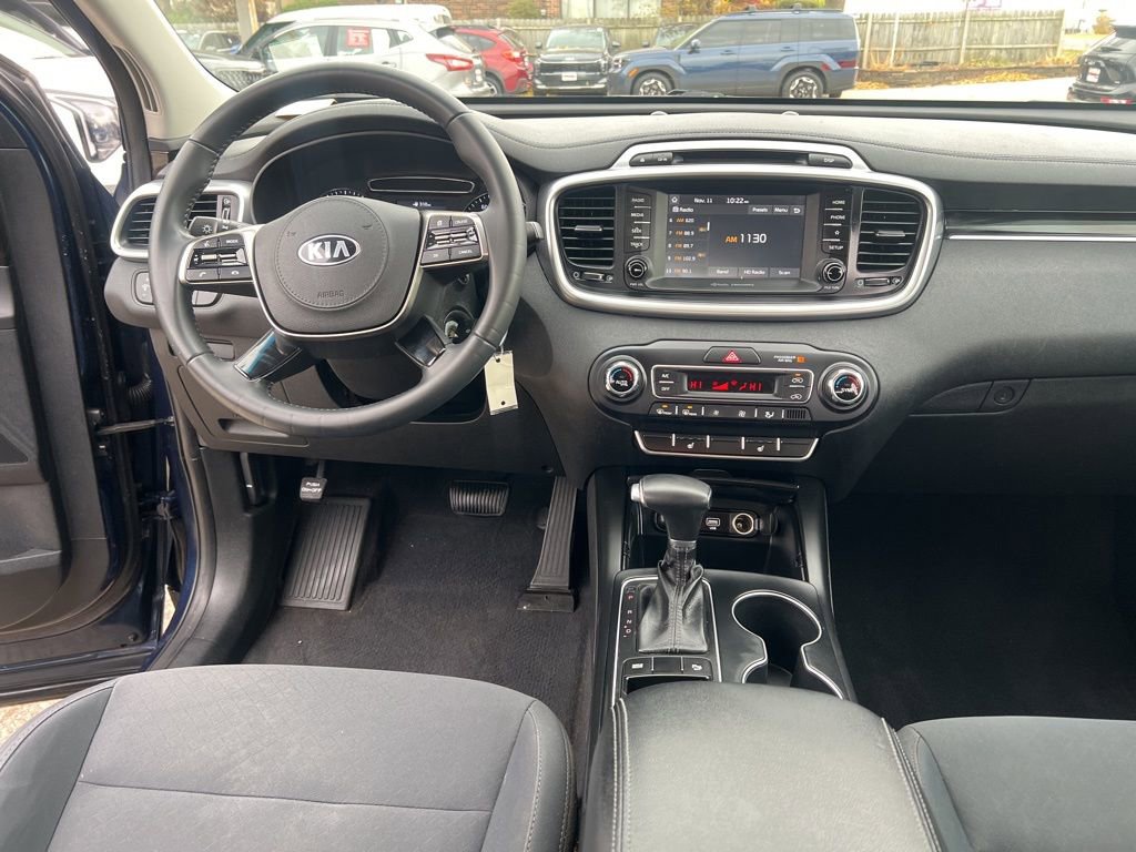 Certified 2019 Kia Sorento LX w/ LX Convenience Package image 16