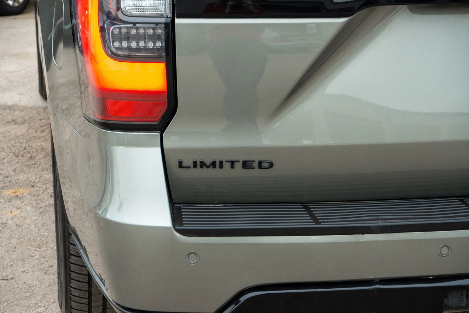 Used 2019 Ford Expedition Max Limited w/ Equipment Group 303A AWD/4WD image 12