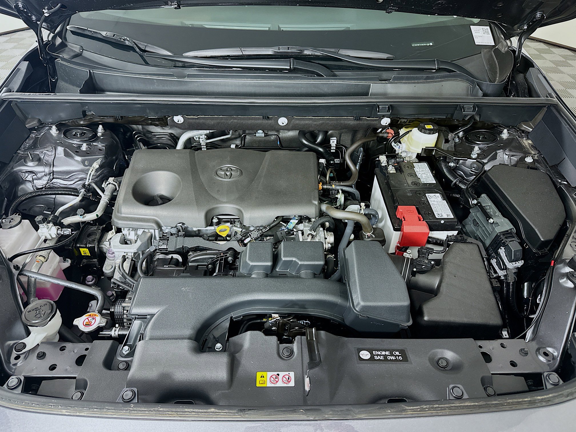 Used 2025 Toyota RAV4 XLE w/ Convenience Package image 33