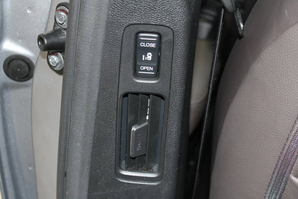 Used 2023 Honda Odyssey Elite image 20