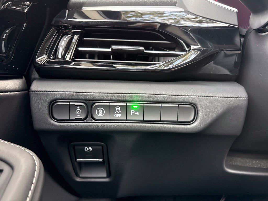 New 2026 Acura MDX w/ Technology Package FWD image 39