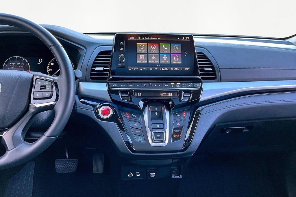 Used 2025 Honda Odyssey Touring image 10