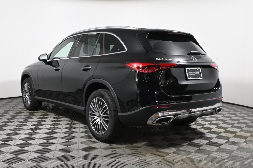 Certified 2026 Mercedes-Benz GLC 300 4MATIC image 5