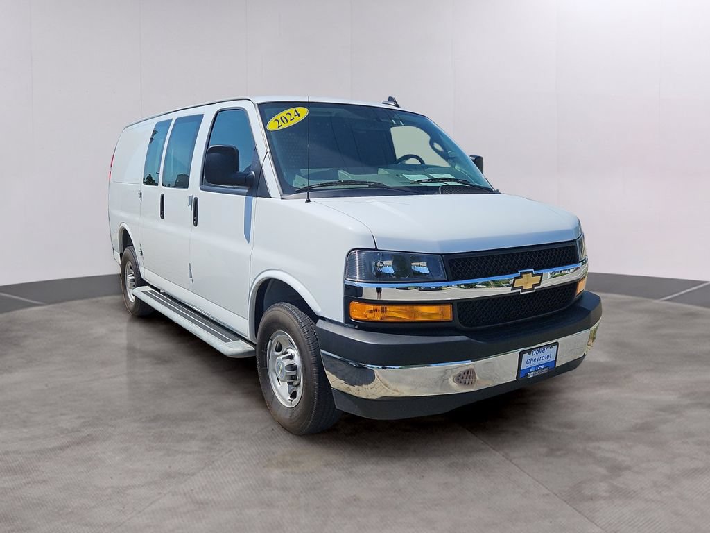 Certified 2024 Chevrolet Express 2500 w/ Driver Convenience Package RWD image 3