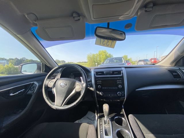 Used 2013 Nissan Altima 3.5 SV FWD image 5