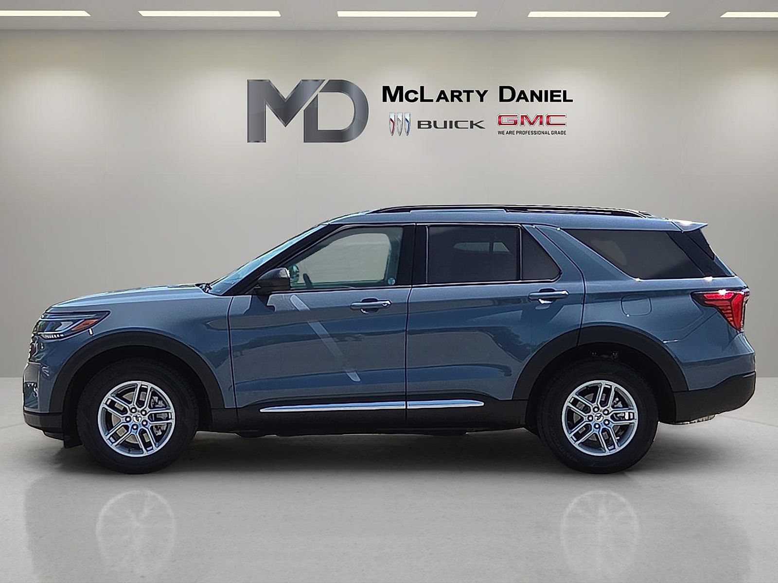 Used 2025 Ford Explorer Active AWD/4WD video 2