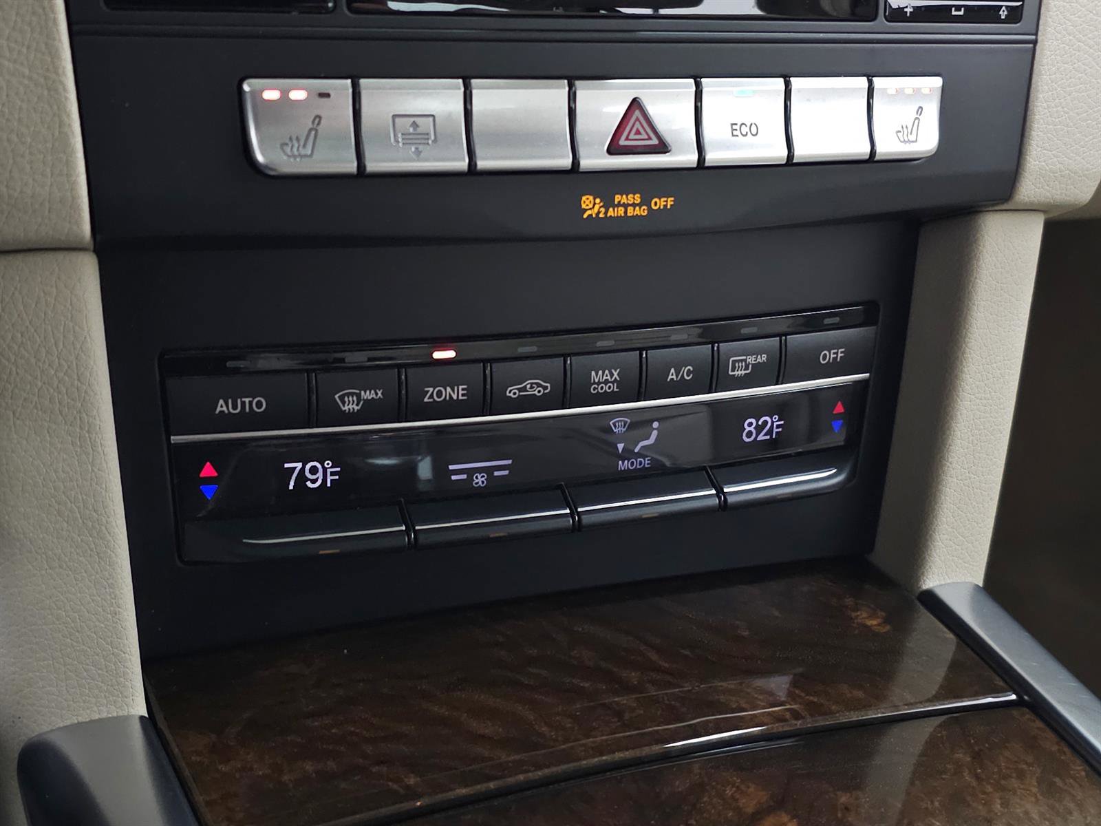 Used 2014 Mercedes-Benz E 350 Luxury image 24