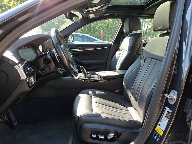Used 2021 BMW M550i xDrive w/ Executive Package AWD/4WD image 14