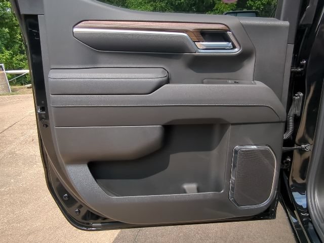 New 2026 Chevrolet Silverado 1500 LT w/ Texas Edition Plus RWD image 8