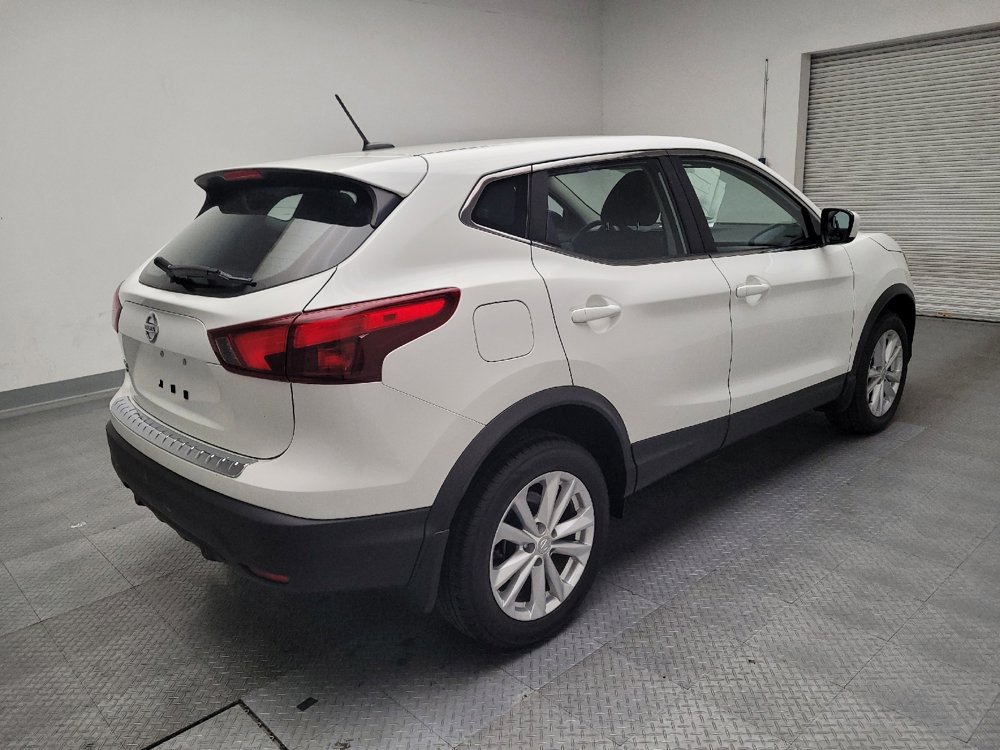 Used 2018 Nissan Rogue Sport S w/ S Appearance Package image 9