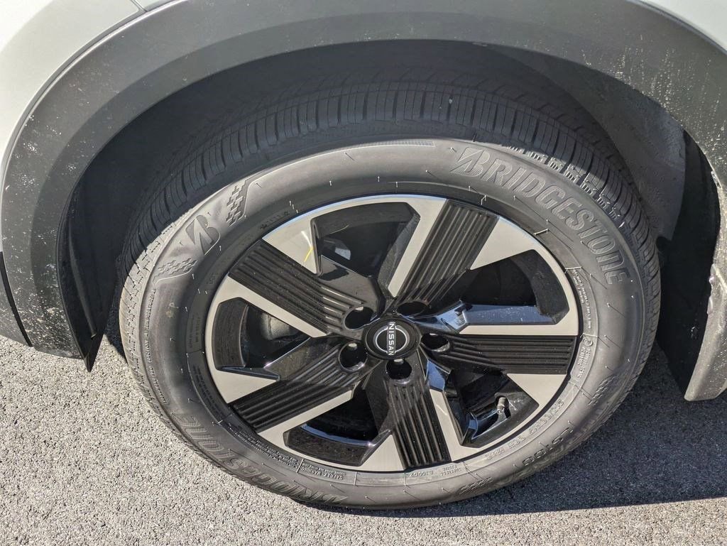 New 2026 Nissan Kicks SV w/ SV Premium Package AWD/4WD image 46