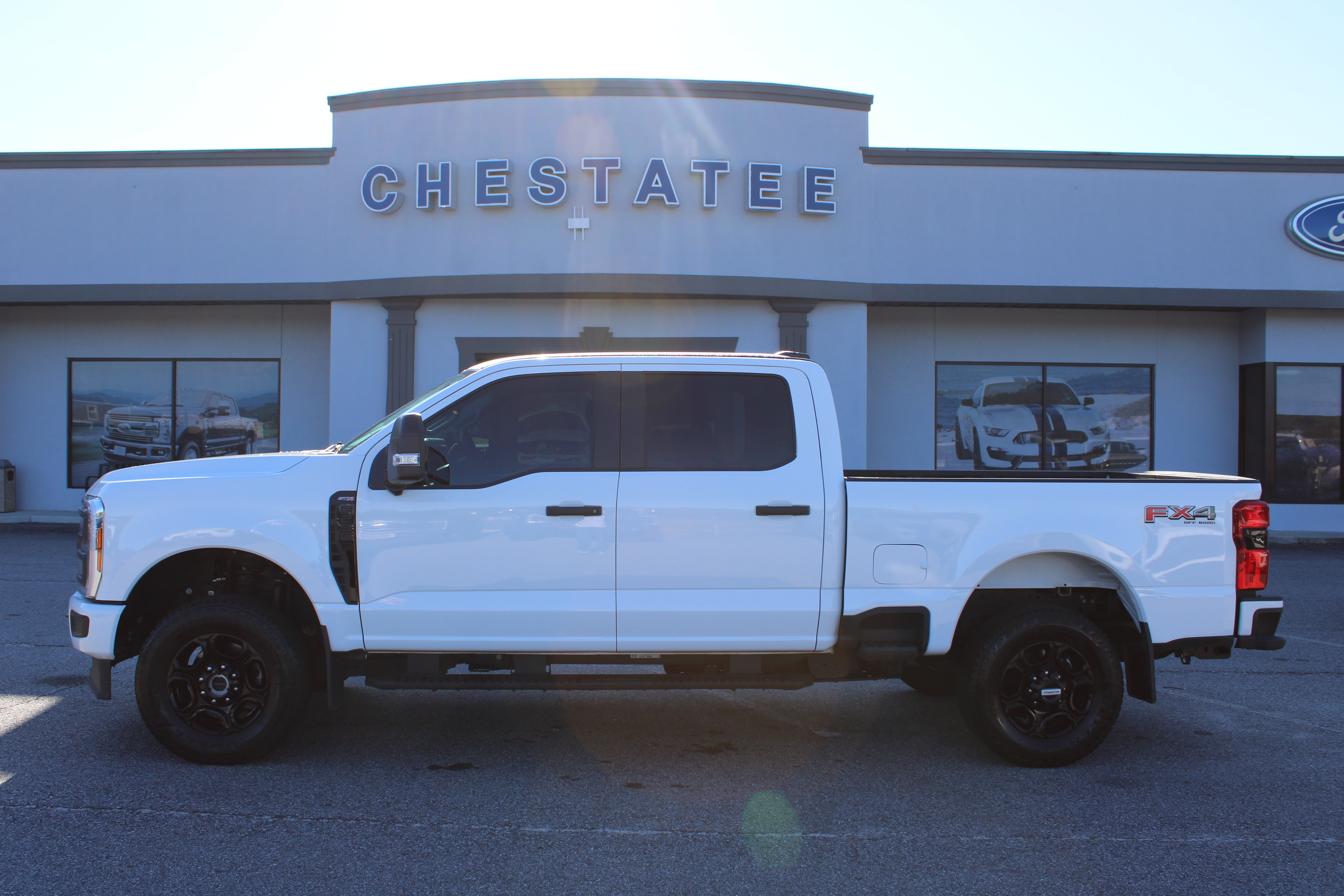 Used 2024 Ford F250 XL w/ STX Appearance Package AWD/4WD image 1