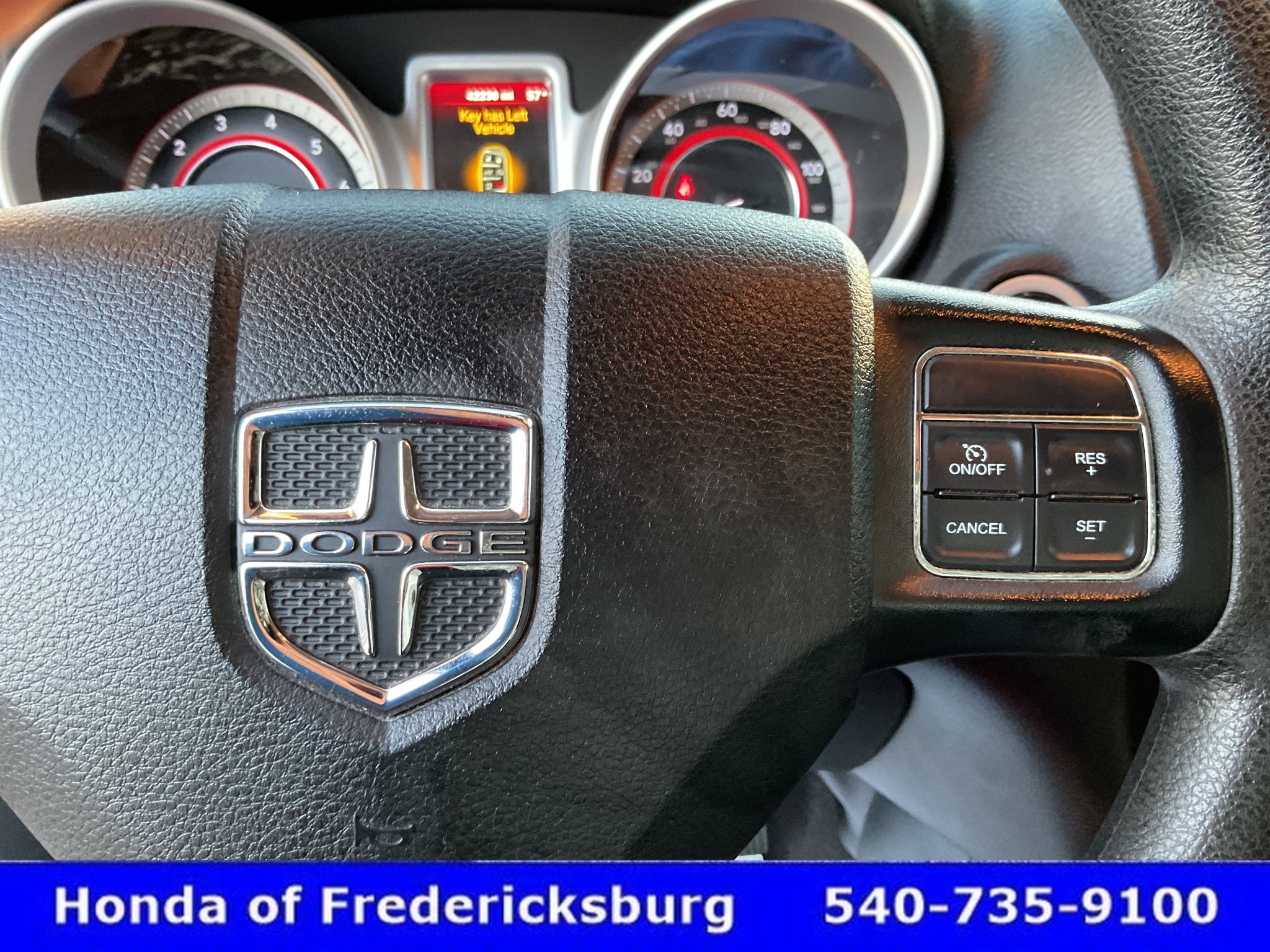 Used 2018 Dodge Journey SE FWD image 29
