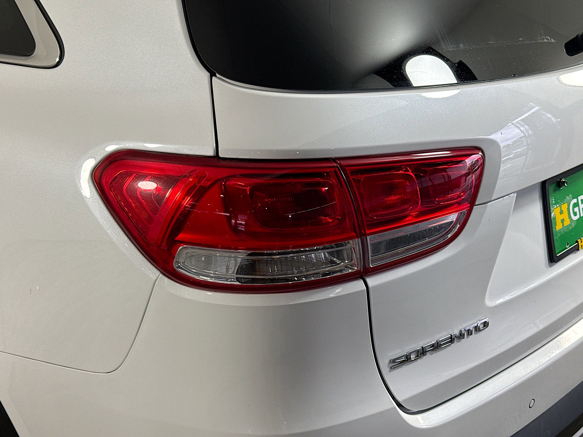 Used 2017 Kia Sorento EX image 36