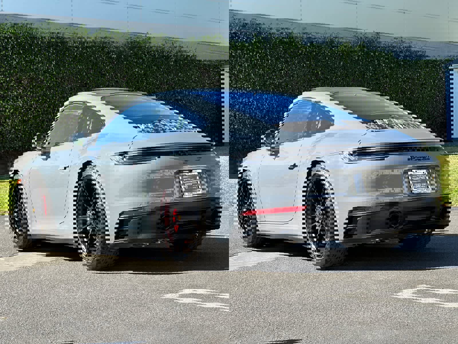 Used 2023 Porsche 911 Carrera GTS image 3