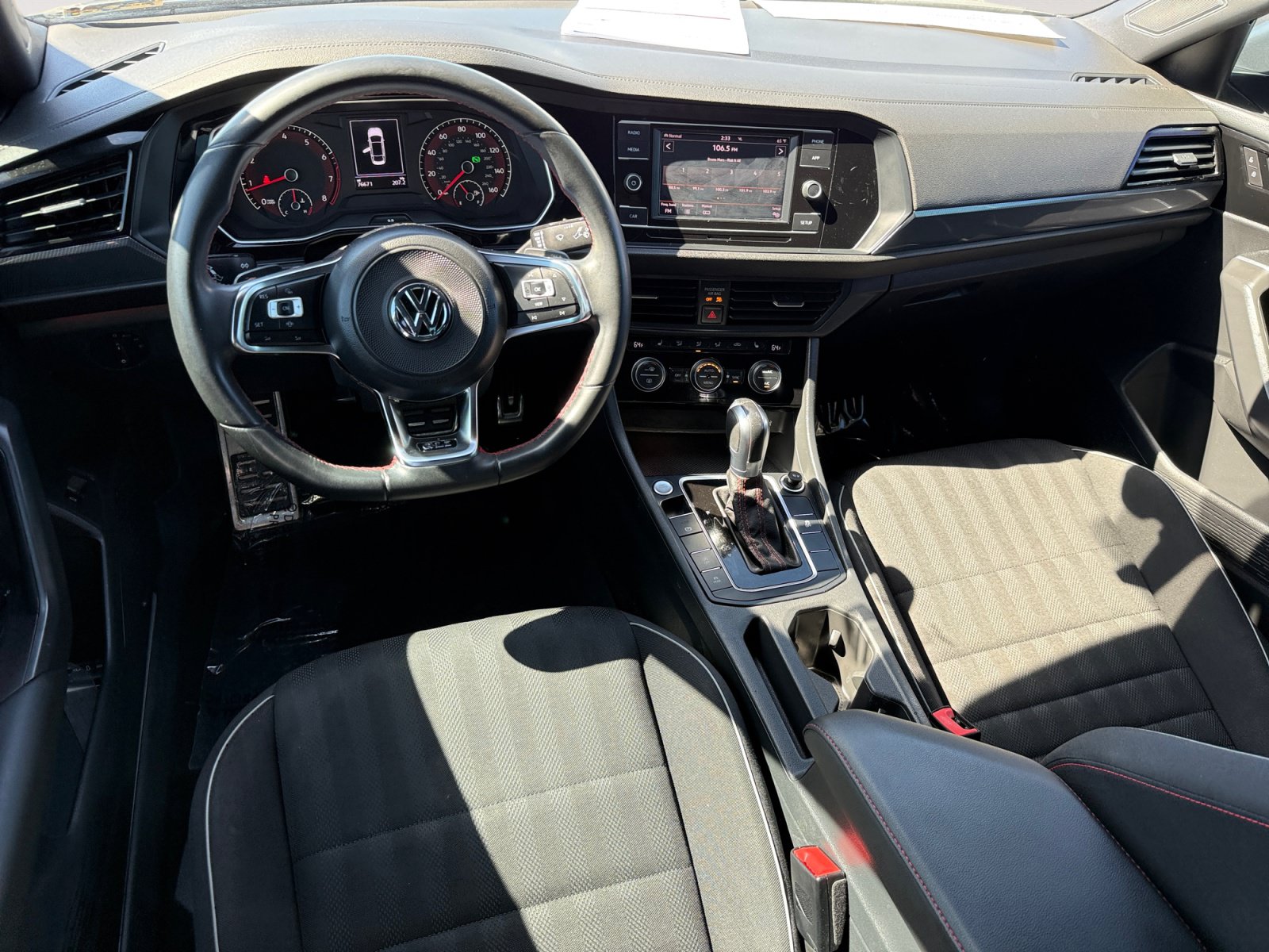 Used 2019 Volkswagen Jetta GLI FWD image 15
