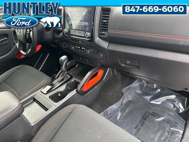 Used 2023 Nissan Frontier PRO-4X w/ Technology Package image 11