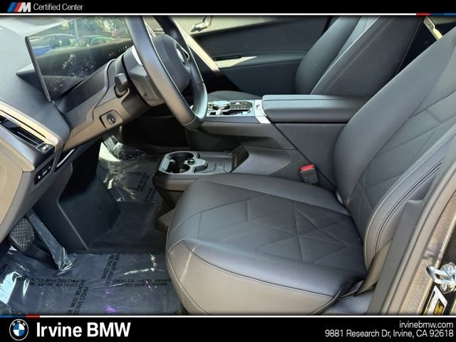 Used 2026 BMW iX xDrive60 w/ Premium Package image 20