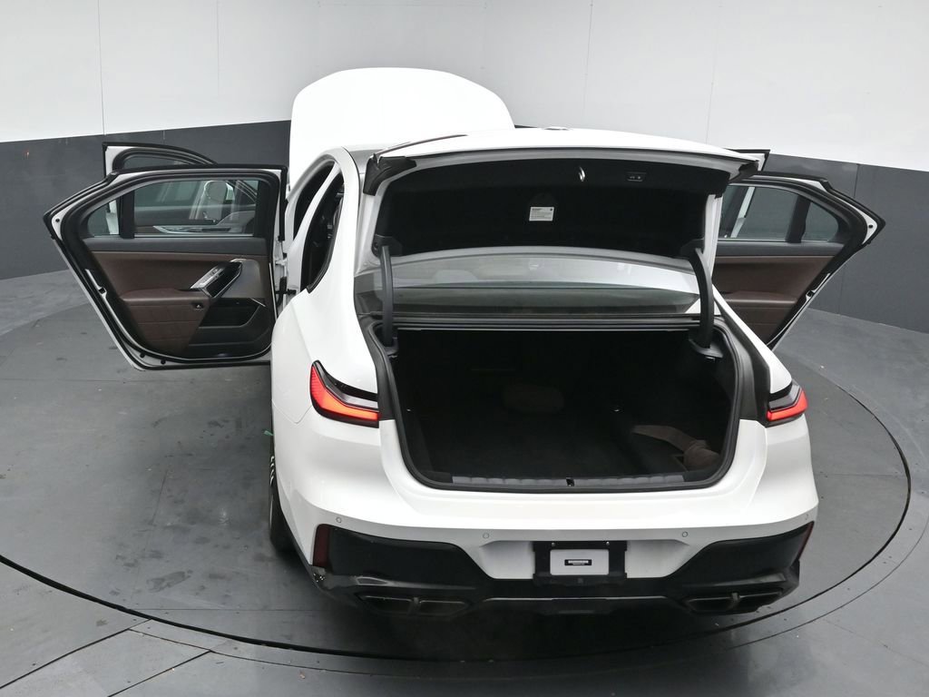 Used 2023 BMW 760i xDrive w/ Luxury Rear Seating Package image 57