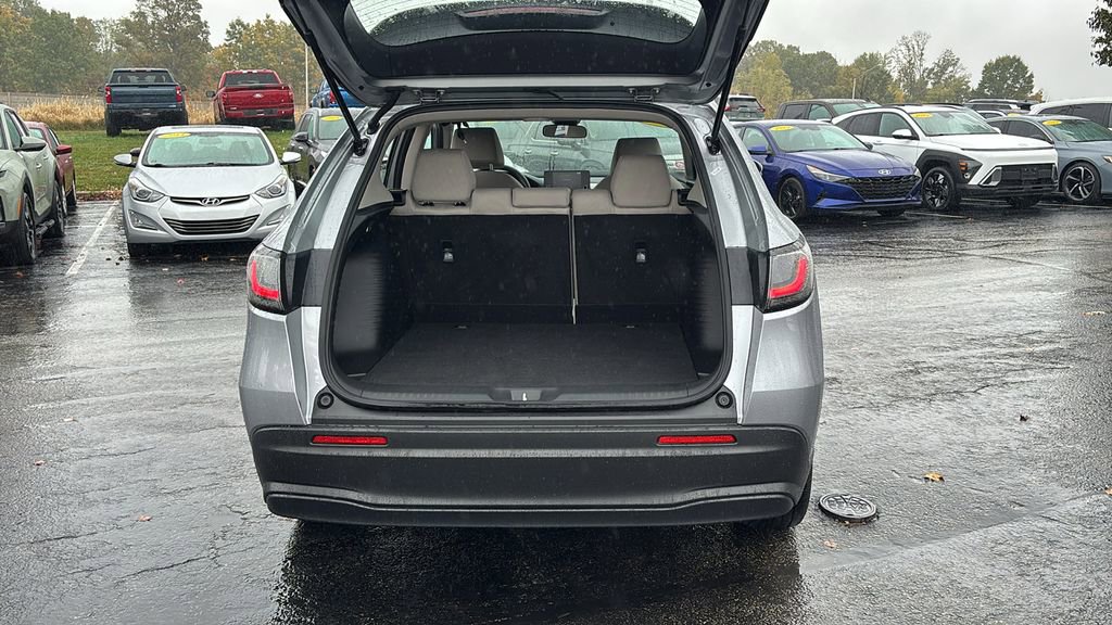 Certified 2025 Honda HR-V LX image 32