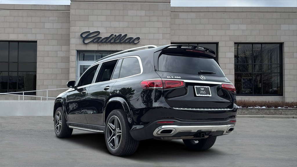 Used 2023 Mercedes-Benz GLS 450 4MATIC image 4