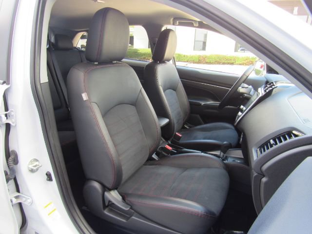 Used 2024 Mitsubishi Outlander Sport ES image 21