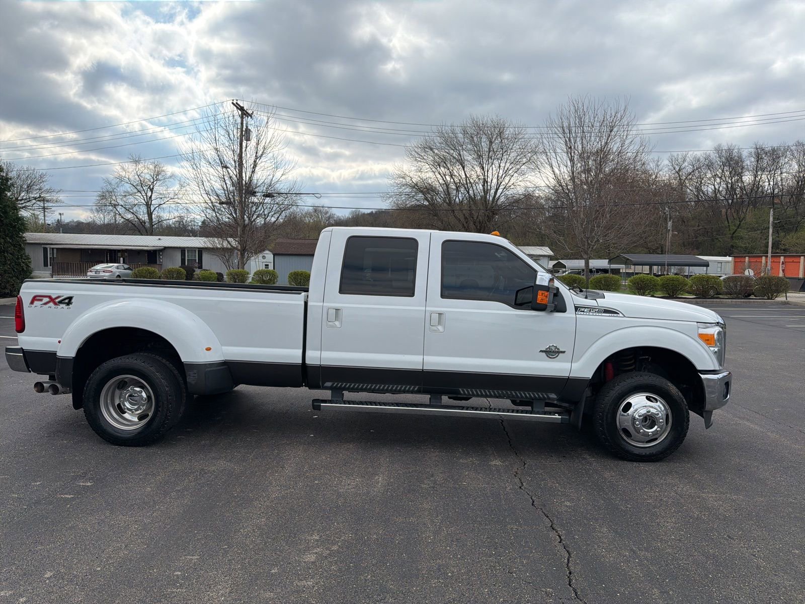 Used 2016 Ford F350 Lariat w/ Lariat Ultimate Package image 6