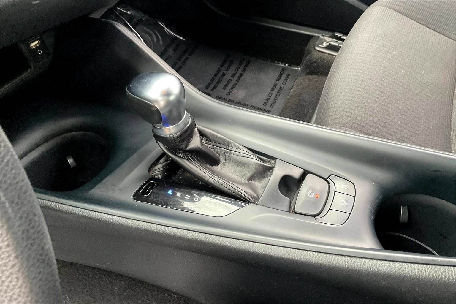 Used 2019 Toyota C-HR LE FWD image 17