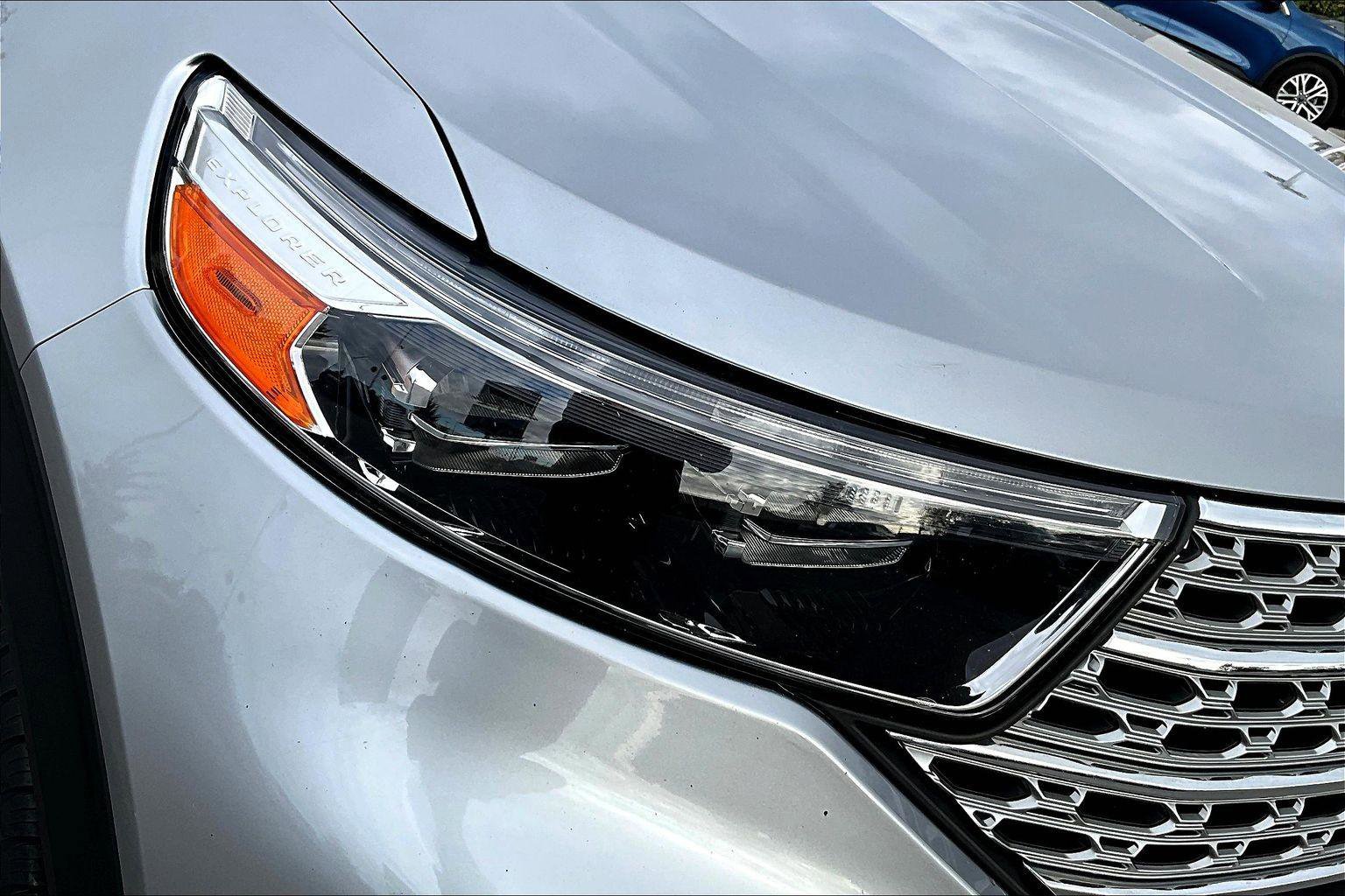 Used 2022 Ford Explorer Limited image 31