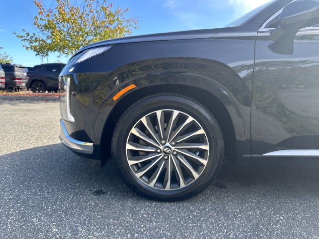 Certified 2024 Hyundai Palisade Calligraphy AWD/4WD image 28