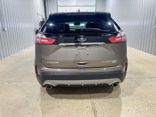 Used 2019 Ford Edge Titanium w/ Cold Weather Package image 4