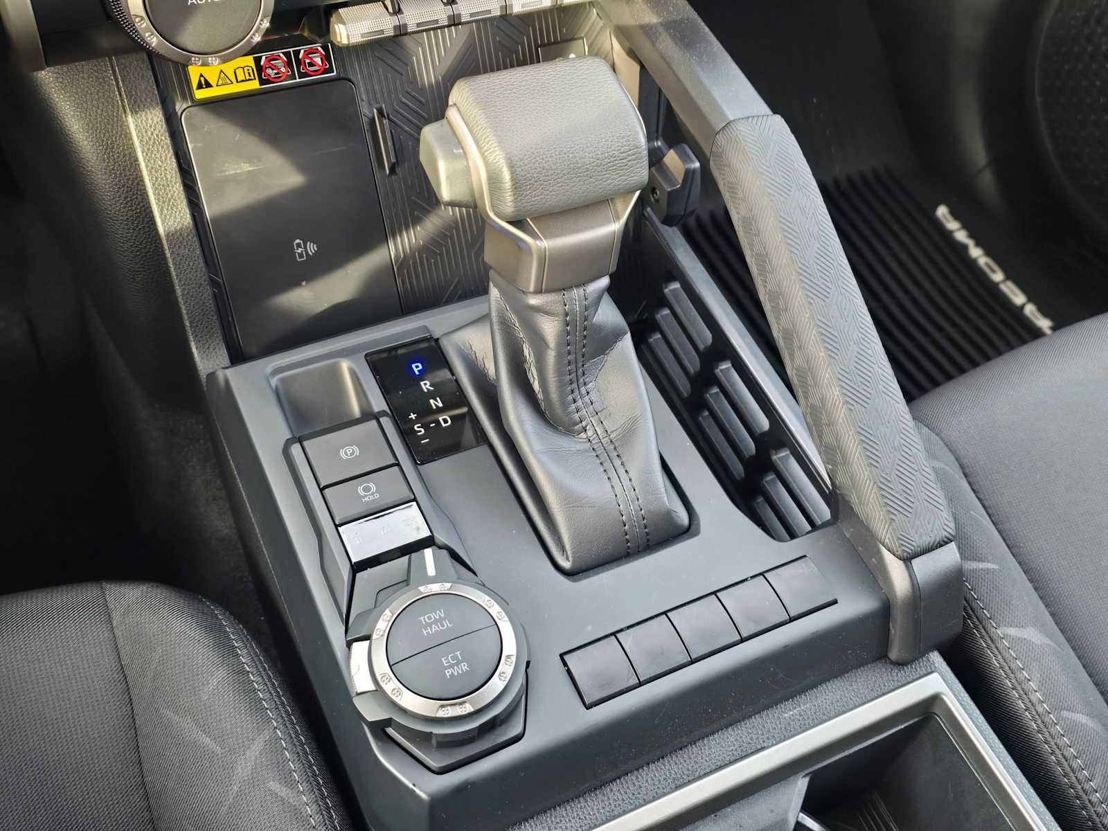 Certified 2025 Toyota Tacoma SR5 image 27