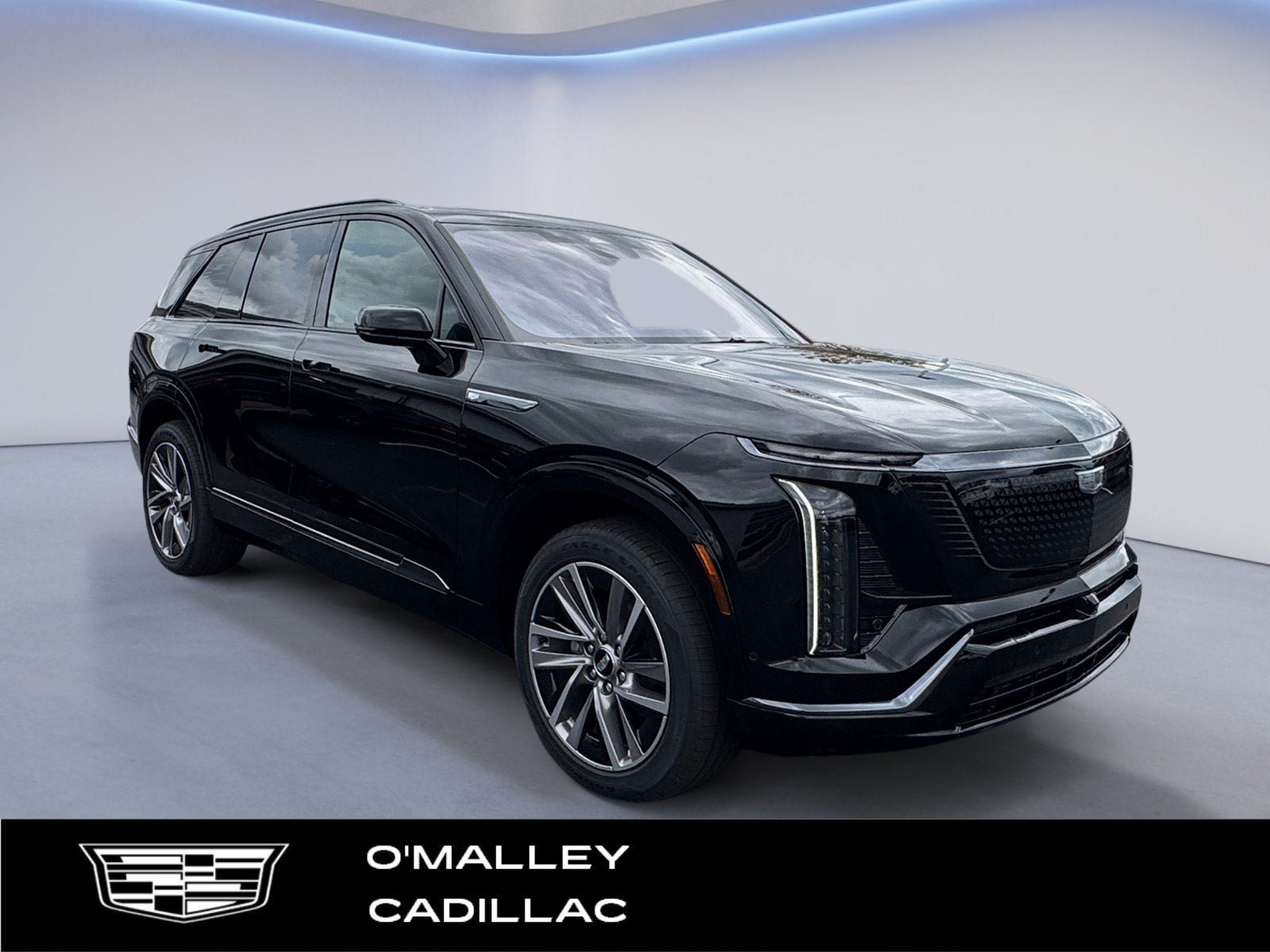 New 2026 Cadillac Vistiq Sport w/ LPO, Floor Liner Package AWD/4WD image 7
