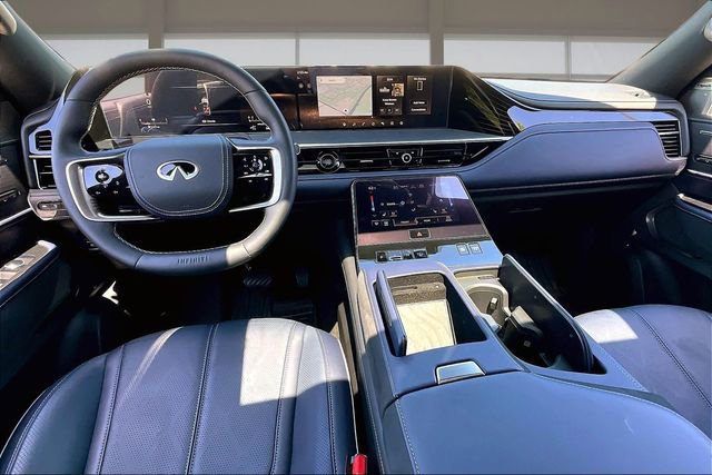 Certified 2026 INFINITI QX80 4WD image 16