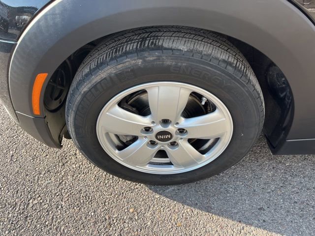 Used 2019 MINI Cooper 2-Door Hardtop image 18