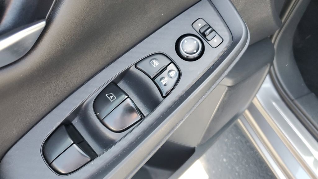 Used 2023 Nissan Sentra SV FWD image 21