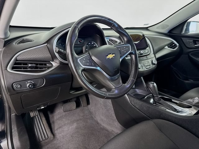 Used 2019 Chevrolet Malibu RS FWD image 9