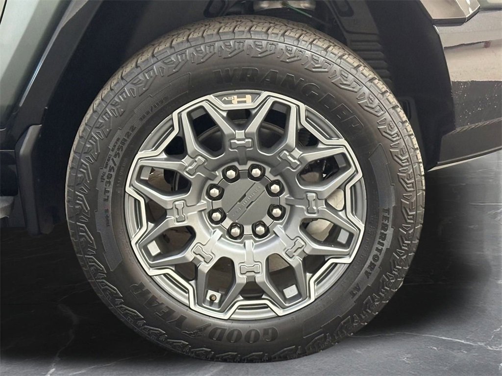 Used 2024 GMC Hummer EV 3X image 37