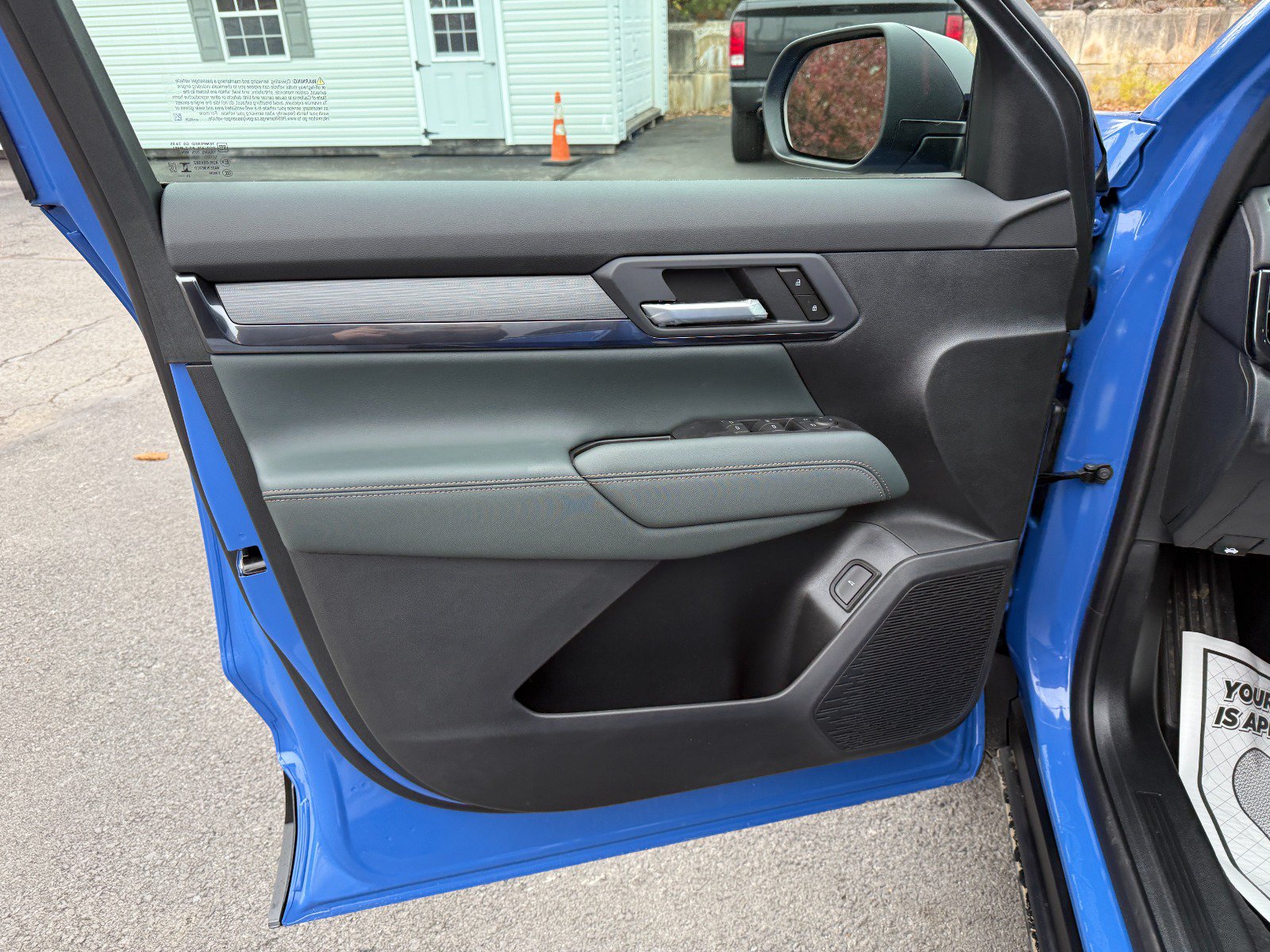 New 2026 GMC Terrain AT4 w/ LPO, Floor Liner Package AWD/4WD image 16