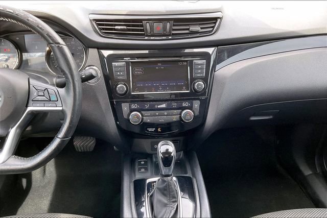 Certified 2021 Nissan Rogue Sport SV w/ Technology Package FWD image 6