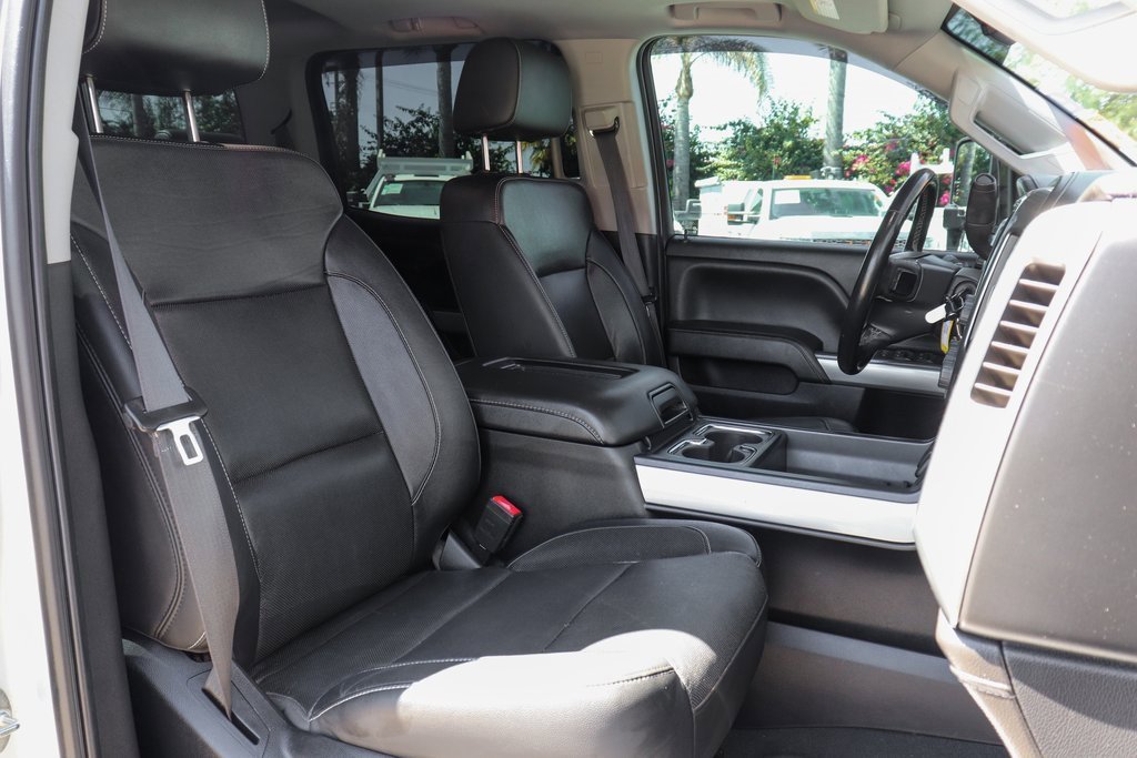 Used 2019 Chevrolet Silverado 2500 LTZ w/ Duramax Plus Package image 37