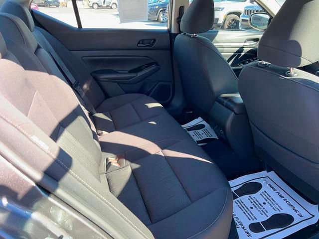 Used 2023 Nissan Altima 2.5 SV FWD image 28